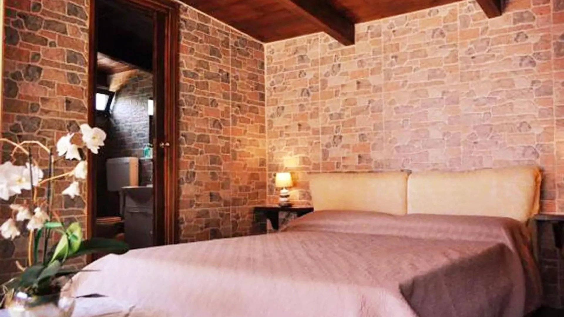 Small Paradise Palermo Homestay