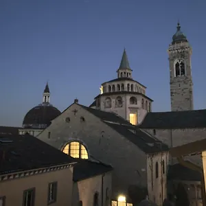 With A View Apartament Bergamo